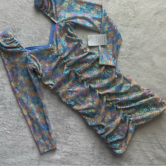 SAYLOR Dresses & Skirts - NWT Saylor Lawren Floral Sequin Ruched Puff Sleeve Pastel Rainbow Mini Dress XS